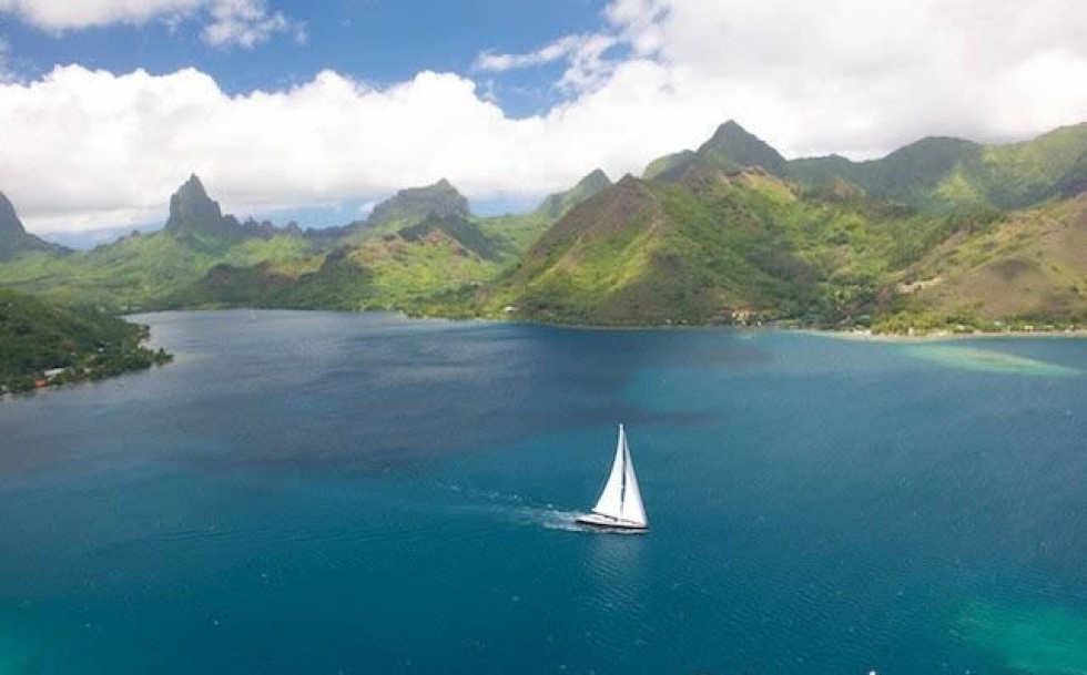 Tropical Cruising in French Polynesia
